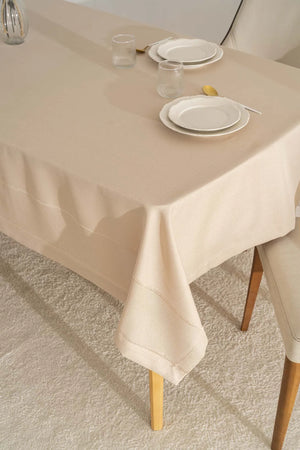Nora Beige Eck-Tischdecke im Envelope-Stil, 150 x 220 cm