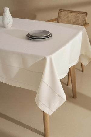 Nora Eck-Tischdecke in Creme, 150 x 220 cm
