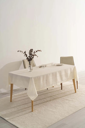 Nora Eck-Tischdecke in Creme, 150 x 220 cm