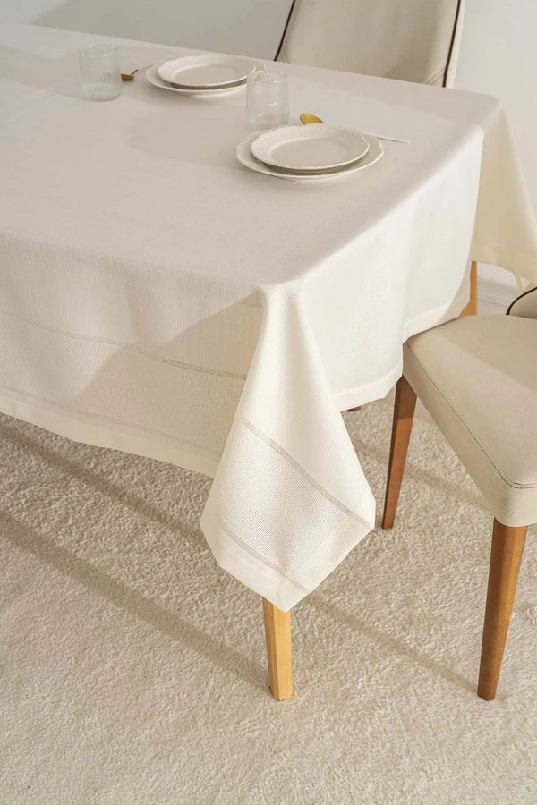 Nora Eck-Tischdecke in Creme, 150 x 220 cm