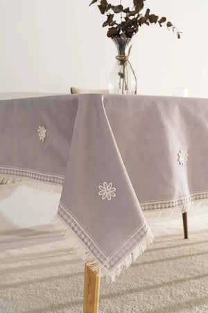 Silvio Tischdecke mit grauer Spitze und Blumenmuster, 160 x 220 cm