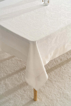 Damast-Tischdecke in Creme, 160 x 220 cm