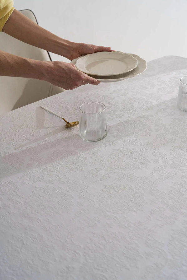 Damaszener-Tischdecke, weiß, 160 x 220 cm