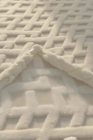 Leona Jacquard Rachel Geometrische Doppelloch-Tagesdecke