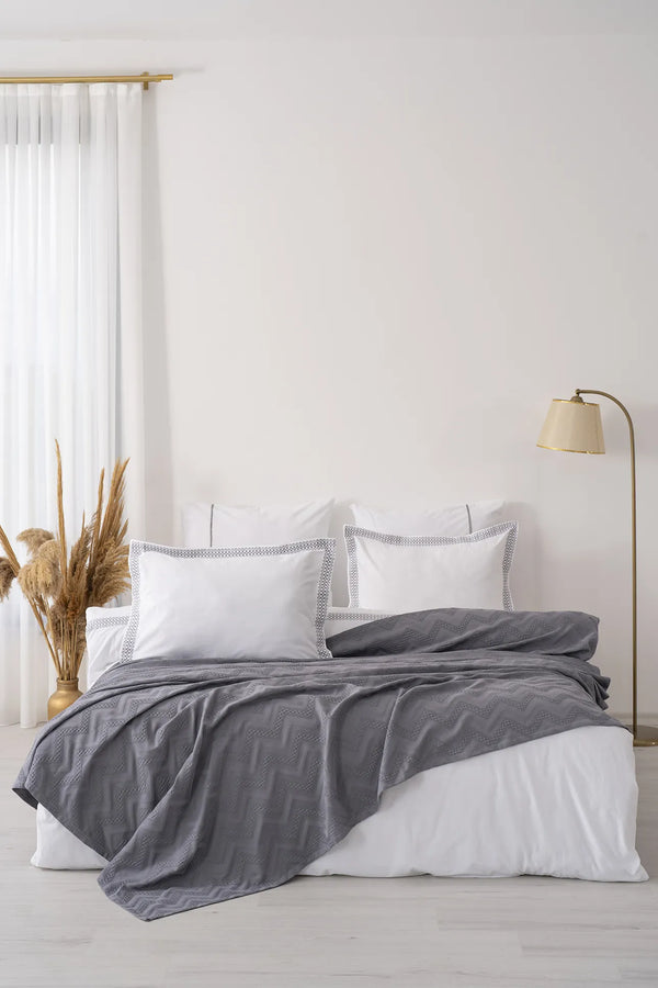 Noemi Grey Doppelbettwäsche-Set aus 100 % Baumwolle, 7-teilig, Brautset