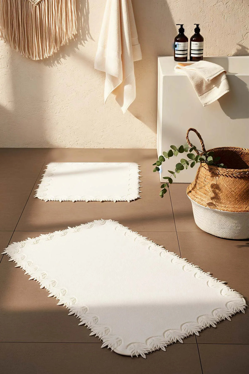 Bella Ekru 2-teiliges waschbares Bad- und WC-Matten-Set