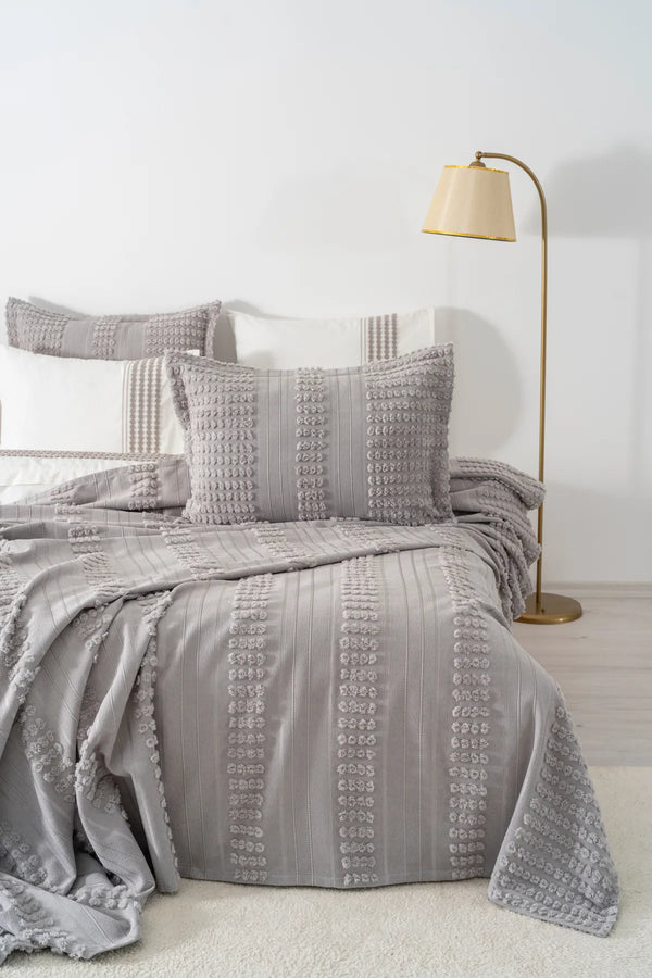 Maisa Grey besticktes Doppelbett-Bettwäscheset (7-teilig) – Brautset