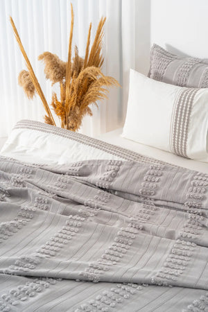 Maisa Grey besticktes Doppelbett-Bettwäscheset (7-teilig) – Brautset