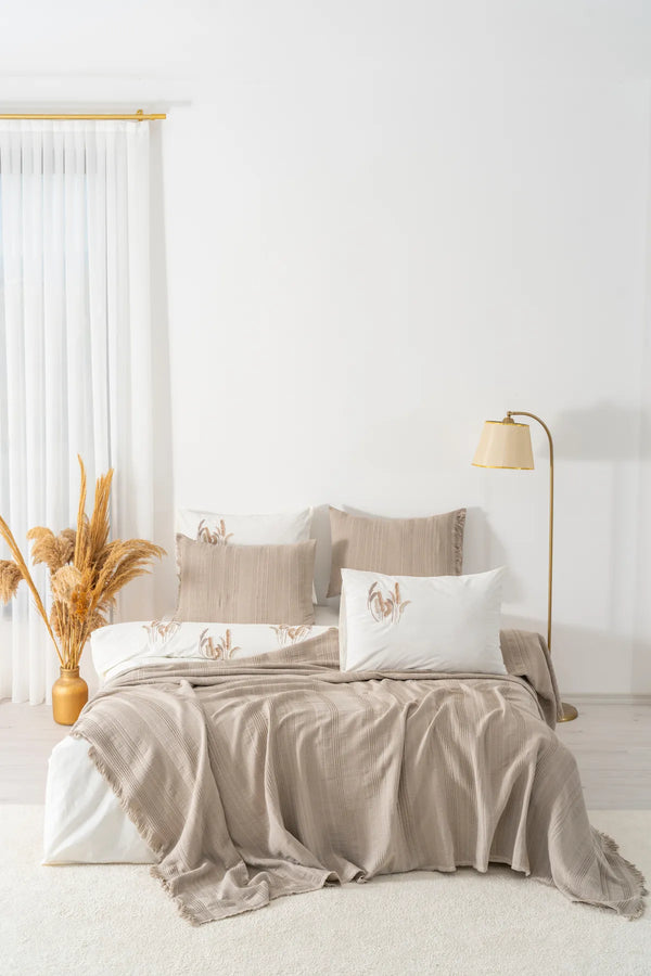 Arya Mink besticktes Doppelbettwäsche-Set aus 100 % Baumwolle, 7-teilig, Brautset