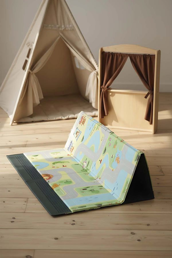 Faltbare Spielmatte „Grüner Hindernisparcours“ für Kinder, 130 x 200 cm
