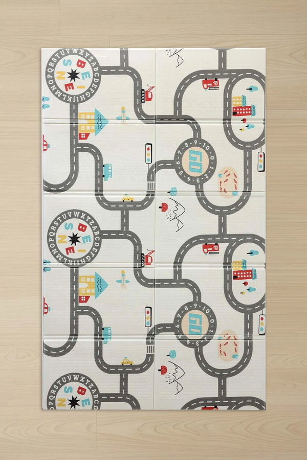 Faltbare Spielmatte für Kinder mit Autorennen-Motiv, 130 x 200 cm