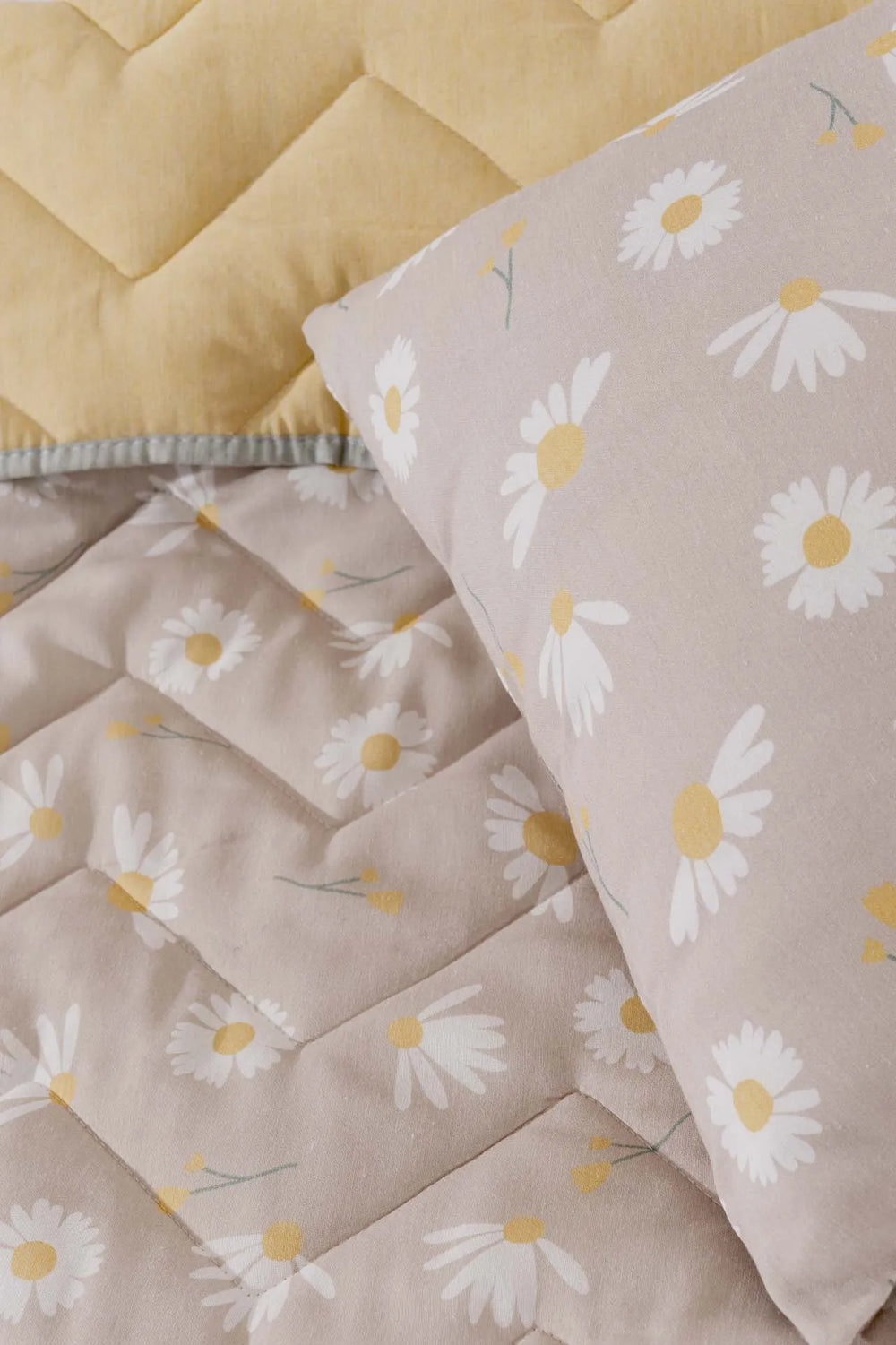 Mink Daisy Doppel-Steppbettdecke und Steppdecke aus Baumwolle