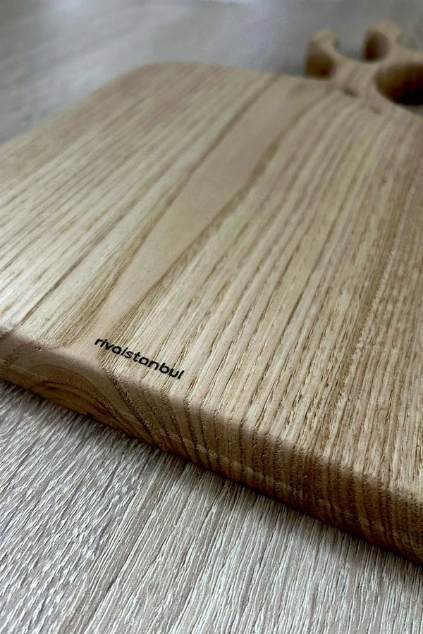 Servierbrett aus Holz in Form eines Olivenzweigs oder eines Kastanienbaums, Präsentationstablett