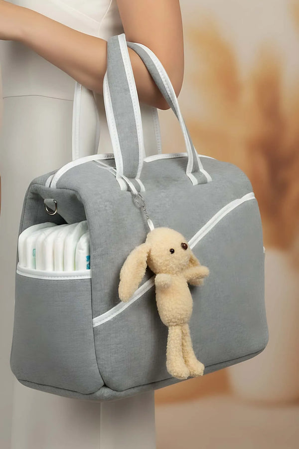 Wickeltasche mit Plüschhasenmotiv für Mutter und Baby