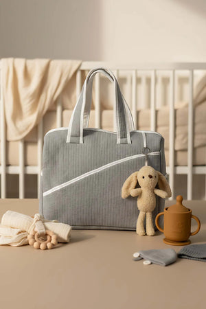 Wickeltasche mit Plüschhasenmotiv für Mutter und Baby