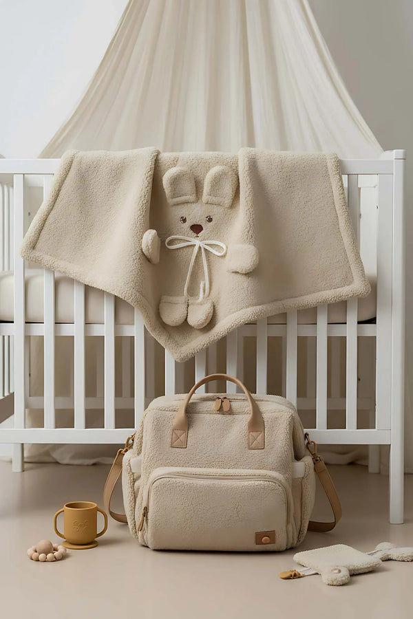 Plüsch-Babydecke in Teddybärform