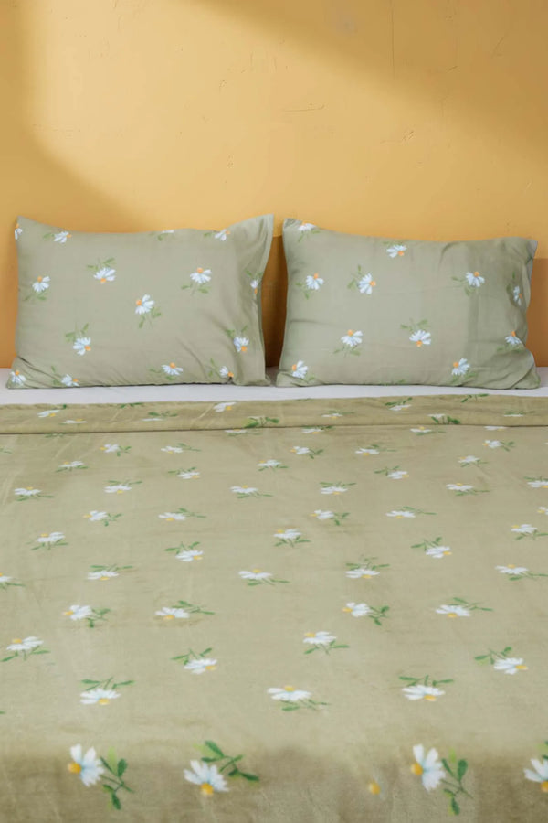 Doppelplüschdecke „Grüne Gänseblümchen“