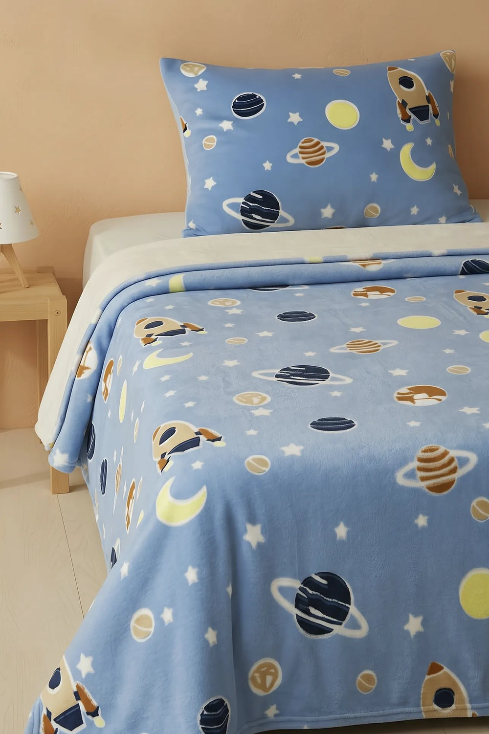 Plüschdecke für Kinder mit Weltraummotiv