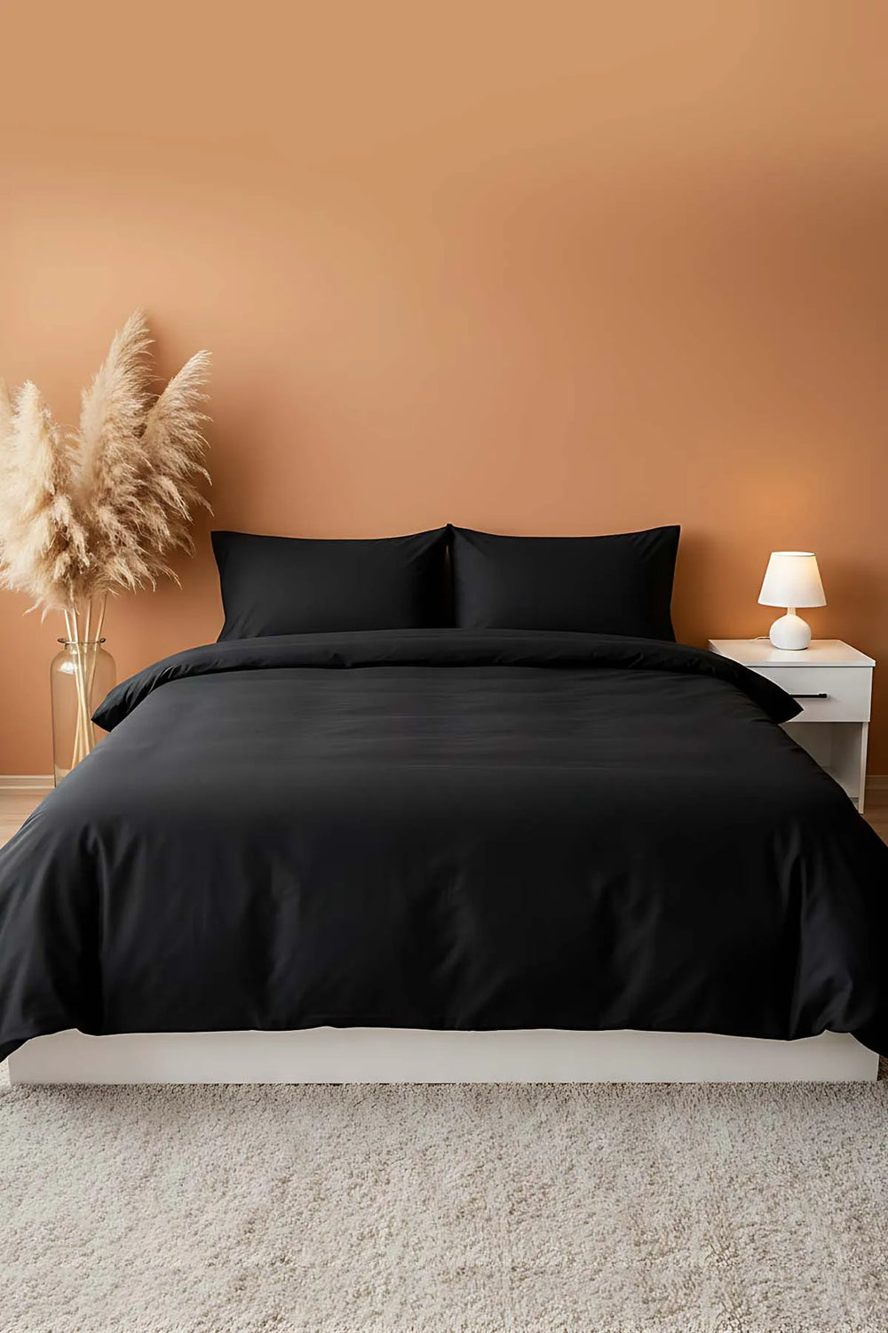Elegantes schwarzes Satin-Bettwäscheset für Doppelbetten aus 100 % Baumwolle – 4-teilig