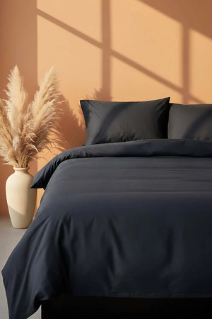 Elegantes schwarzes Satin-Bettwäscheset für Doppelbetten aus 100 % Baumwolle – 4-teilig