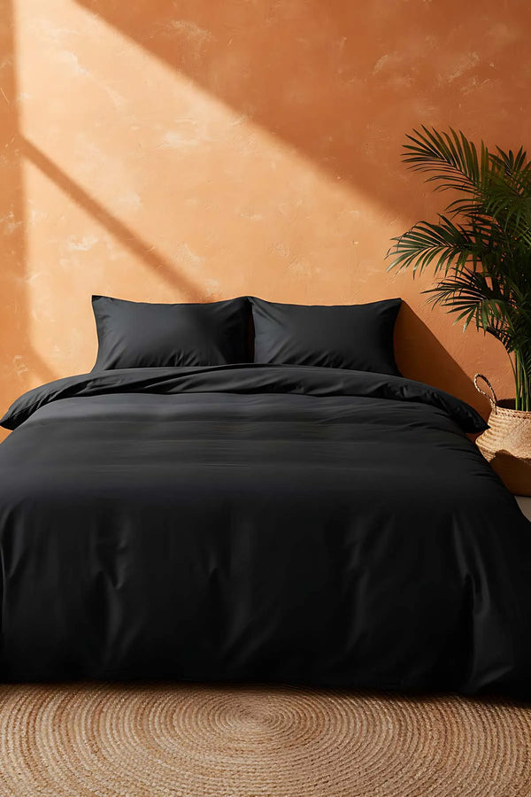Elegantes schwarzes Satin-Bettwäscheset für Doppelbetten aus 100 % Baumwolle – 4-teilig