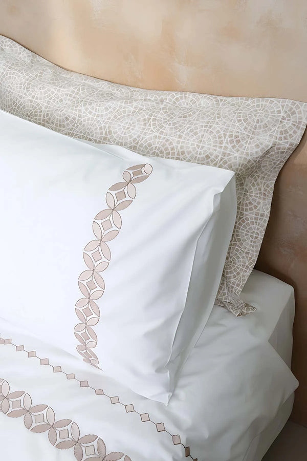 Majestätisches beiges Doppelbett-Bettwäscheset aus 100 % Baumwolle – 6-teiliges Brautset