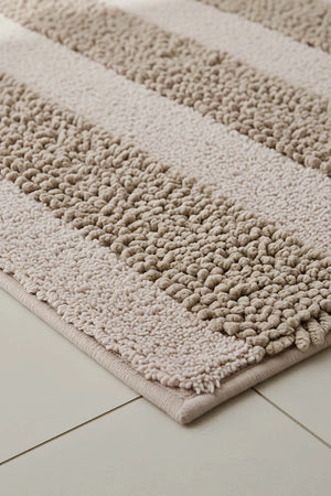 Beige geprägtes, gestreiftes 2-teiliges Bad- und WC-Matten-Set
