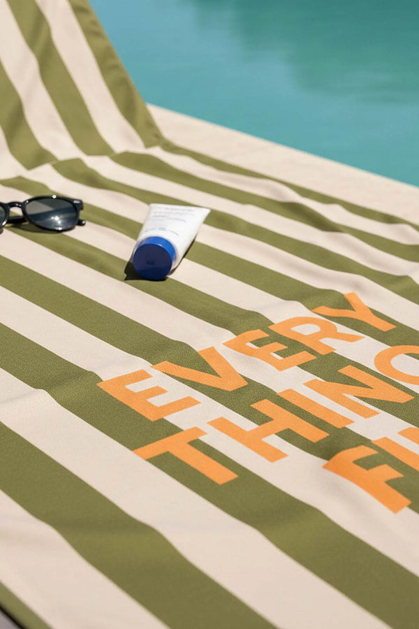 Every Things Fine Strandtuch mit Streifenmuster, 70 x 150 cm