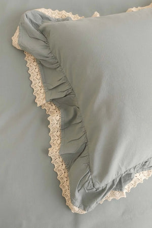 Dora Bettwäsche-Set mit Guipure-Details aus 100 % Baumwolle – 4-teilig