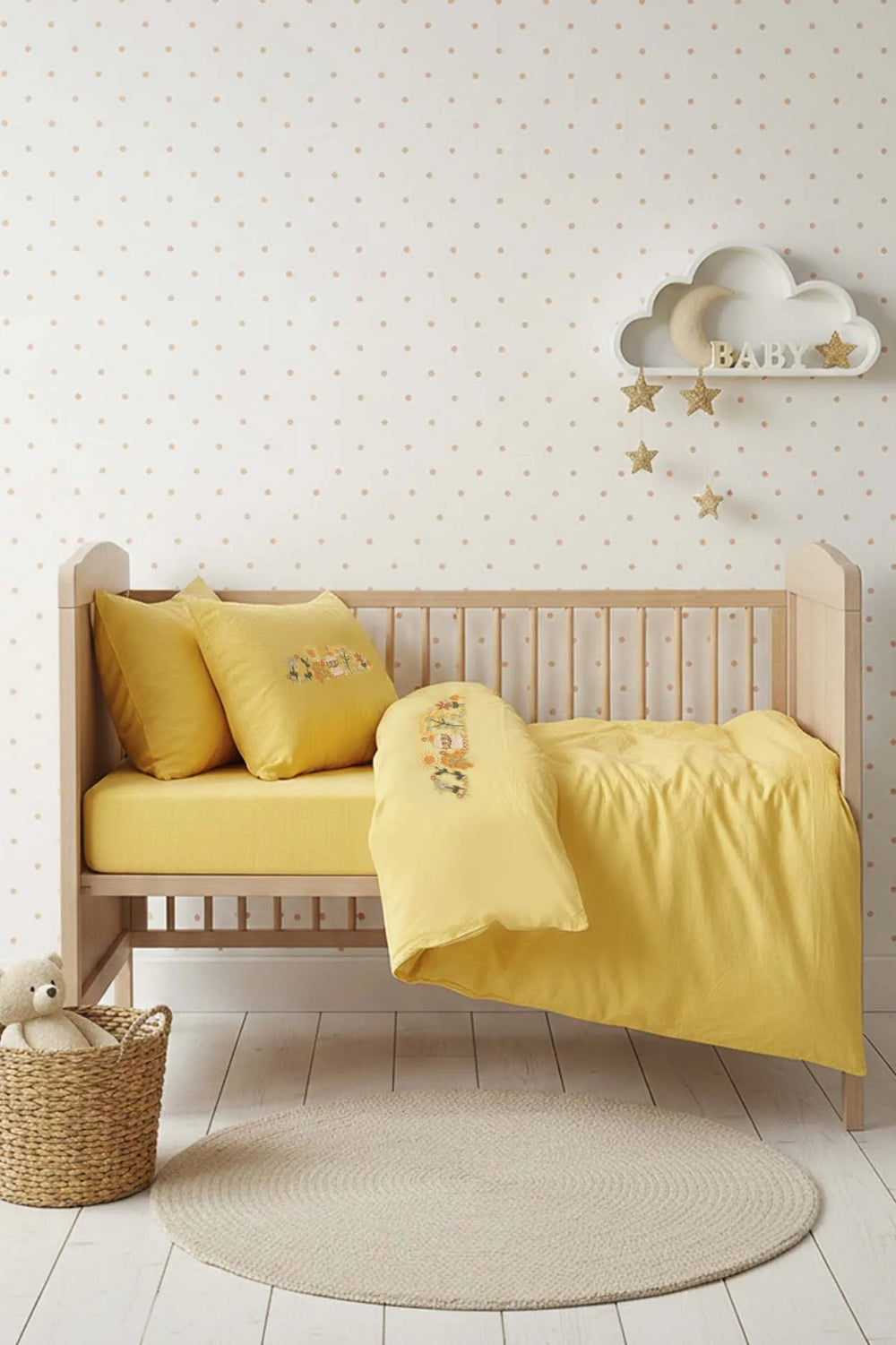 Gelbes Babybettwäsche-Set aus 100 % Baumwolle mit Stickereien