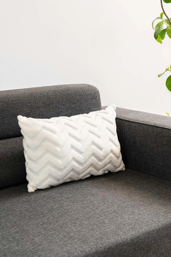Dekorativer Kissenbezug im Bohemian Custom Design mit rechteckigem Zickzackmuster