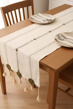 Grüner Tischläufer aus bestickter Spitze, 50 x 130 cm