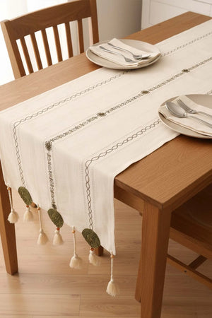 Grüner Tischläufer aus bestickter Spitze, 50 x 130 cm