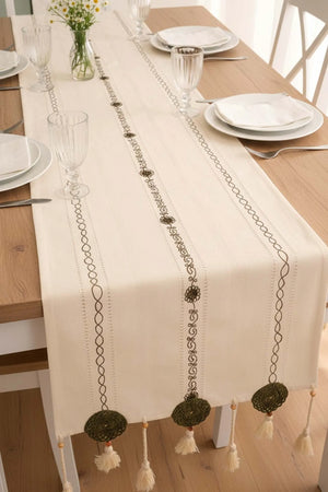 Grüner Tischläufer aus bestickter Spitze, 50 x 130 cm