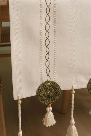 Grüner Tischläufer aus bestickter Spitze, 50 x 130 cm
