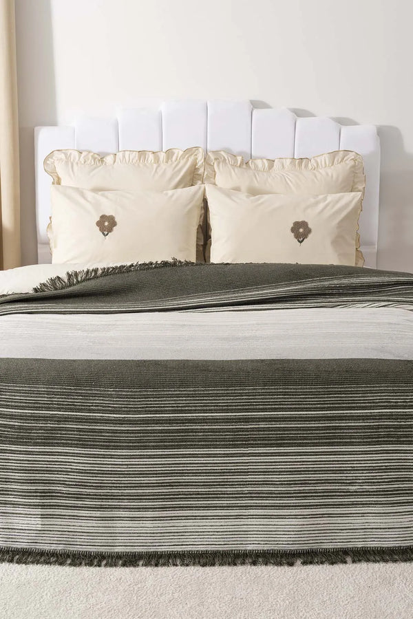 Veloura Khaki Doppelquastendecke