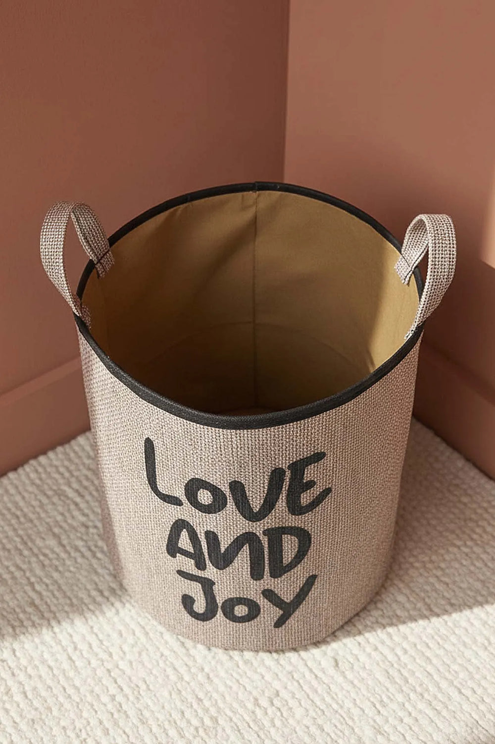 Wäschekorb „Liebe und Freude“