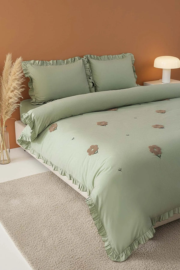 Florita Green Doppelt besticktes Bettwäscheset aus 100 % Baumwolle – 4-teilig