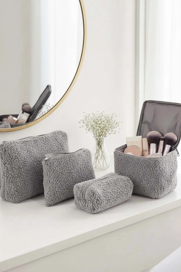 Graues Teddy 4-teiliges Make-up- und Accessoire-Taschenset