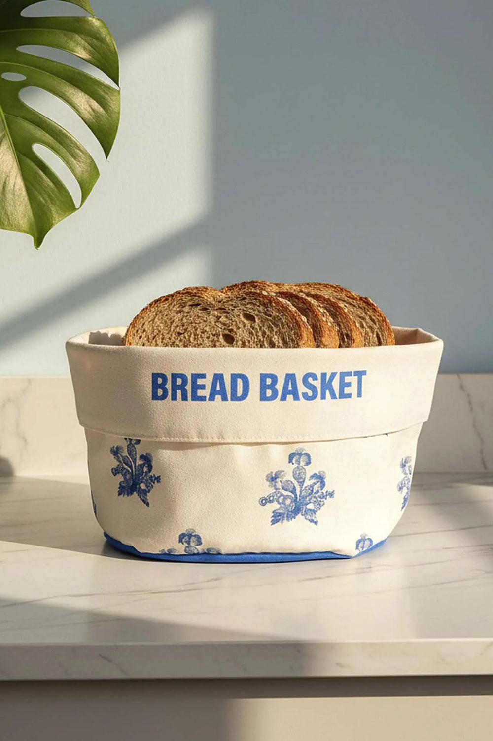 Brotkorb aus elysianischem, blauem Leinen