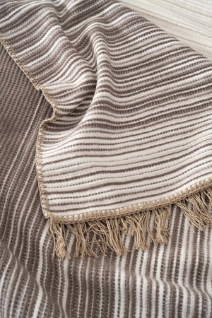 Veloura Beige Doppelquastendecke