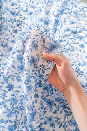 Blaue Tischdecke mit Blumenmuster, Tischläufer, Picknickdecke