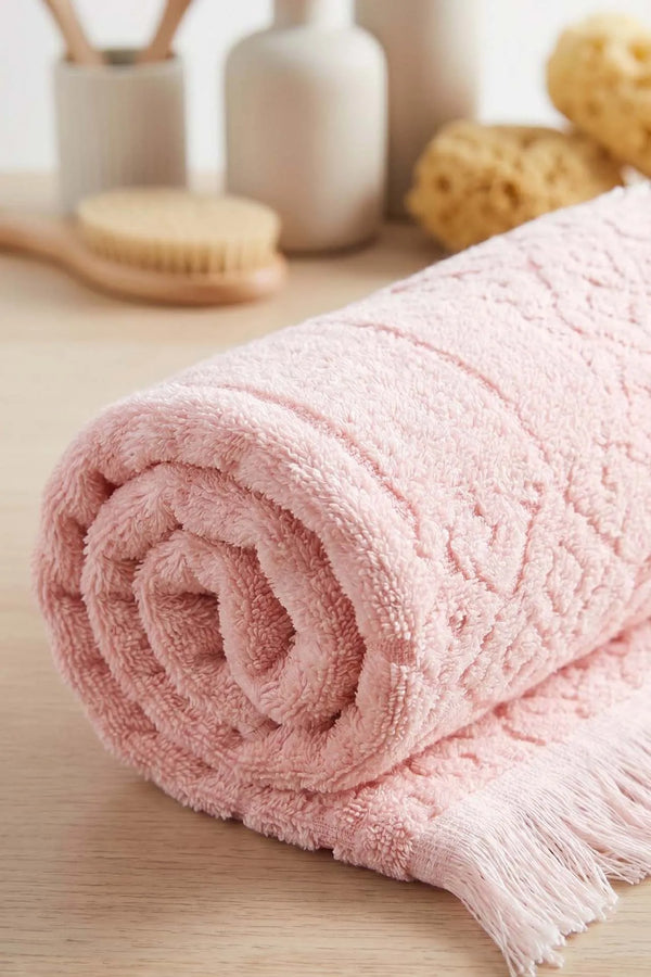 Aflora Fußhandtuch in Puderrosa aus 100 % Baumwolle – 60 x 130 cm