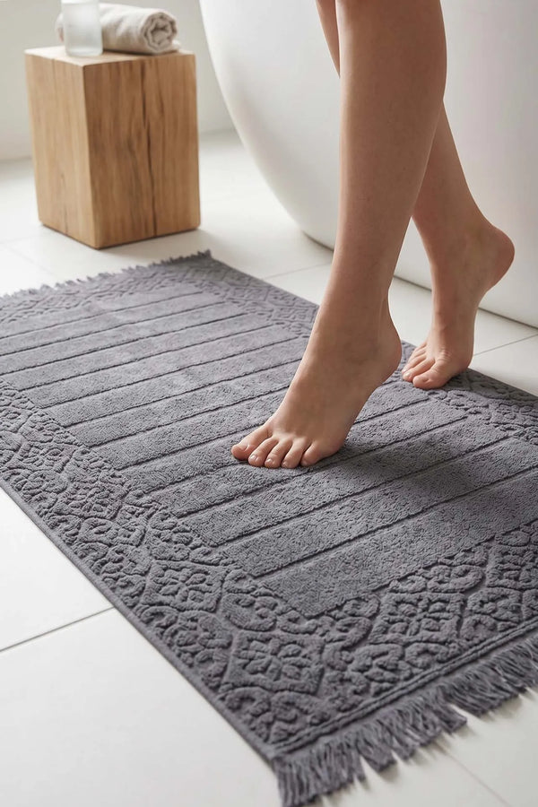 Aflora Anthrazitfarbenes Fußhandtuch aus 100 % Baumwolle – 60 x 130 cm
