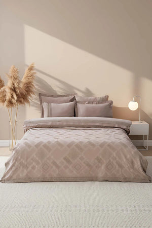 Freya Bettwäsche-Set mit Mink-Spitze, 100 % Baumwolle, Doppelbettbezug und Steppdecke – 7-teiliges Braut-Set