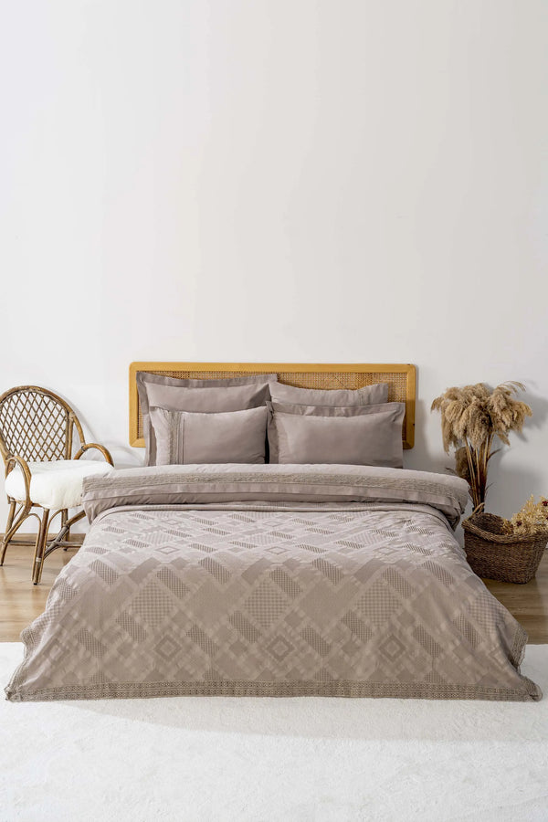 Freya Bettwäsche-Set mit Mink-Spitze, 100 % Baumwolle, Doppelbettbezug und Steppdecke – 7-teiliges Braut-Set
