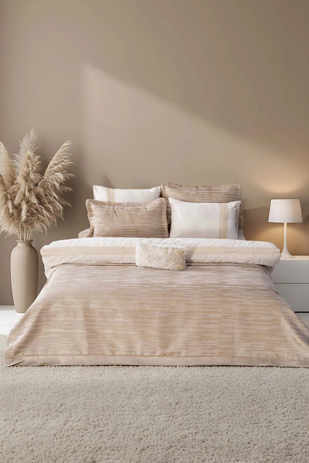 Alina Cappuccino besticktes Doppelbett-Bettwäscheset (8-teilig) – Brautset