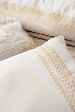 Alina Cappuccino besticktes Doppelbett-Bettwäscheset (8-teilig) – Brautset