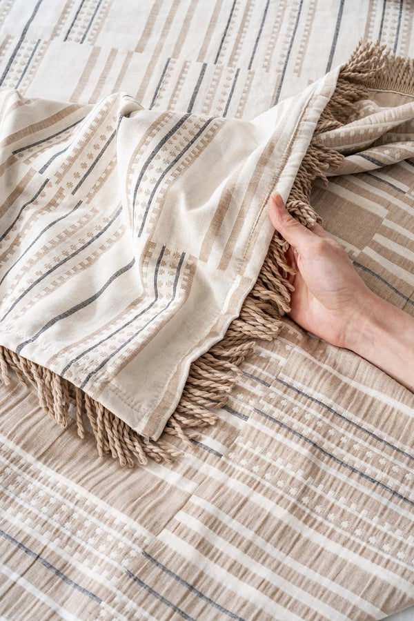 Lia Beige Tagesdecke mit doppelten Quasten, 3-teilig, 100 % Baumwolle, Schlaf- und Brautset